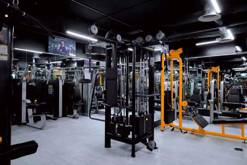 Taurus Gym - مركز نادي توروس الرياضي
