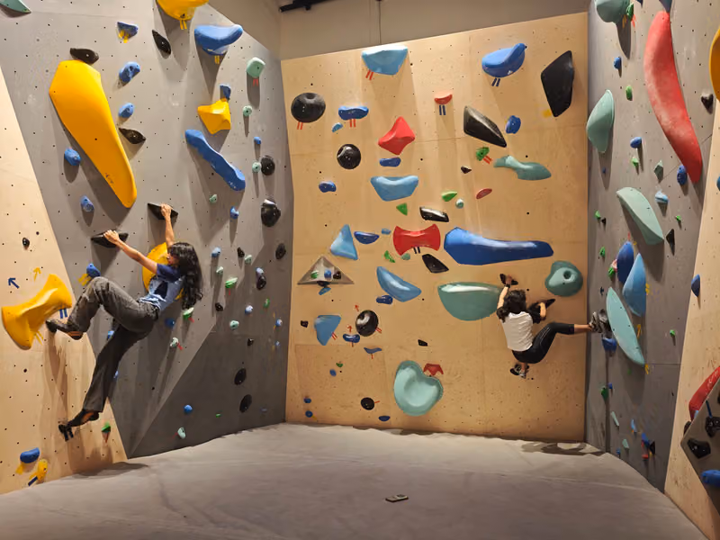 The Cave Alnakheel Climbing | Rock Climbing Gym in Riyadh