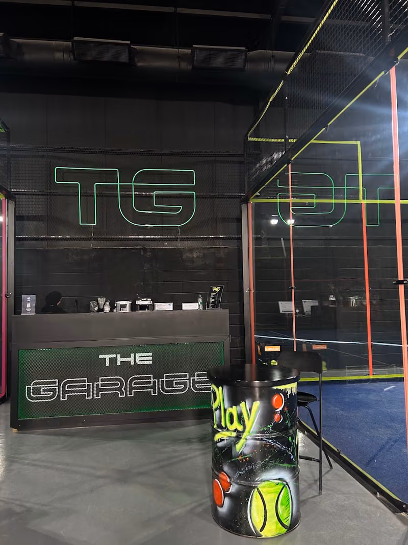 The Garage Padel