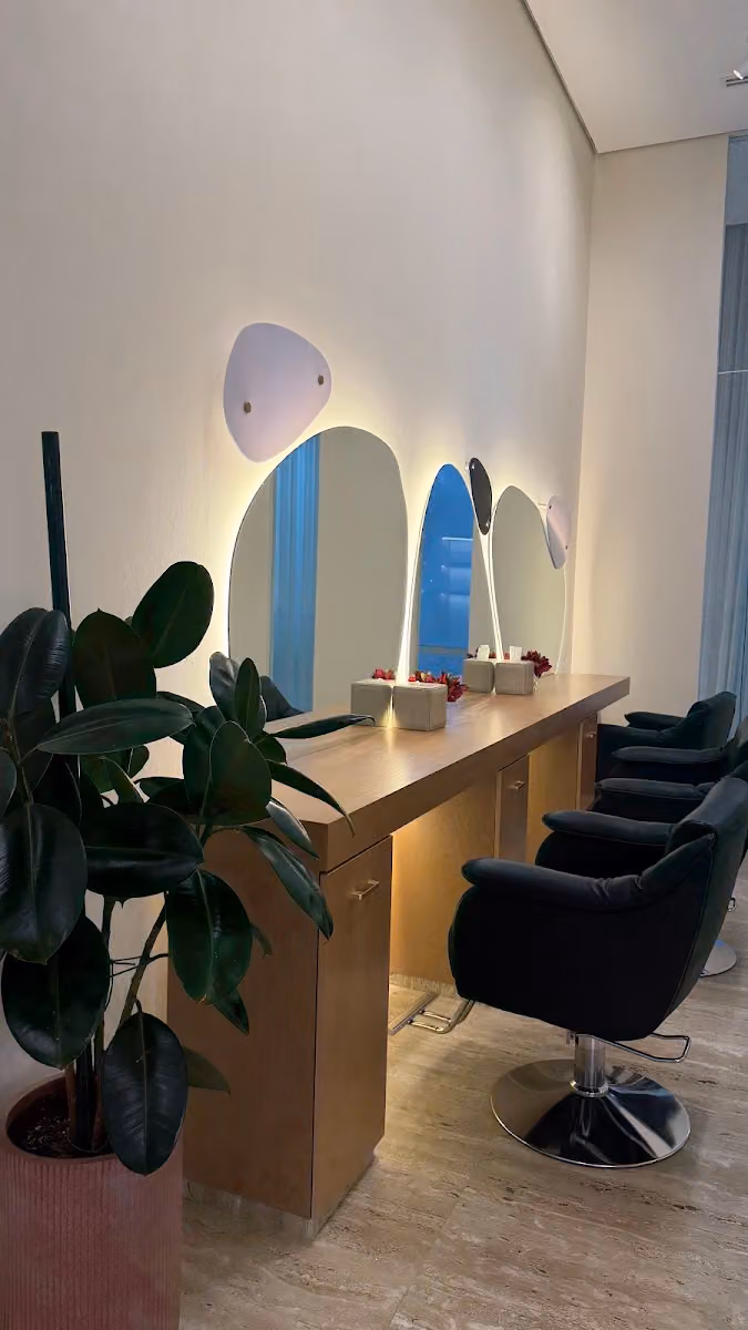 The Glam Lounge | Alhamra Branch