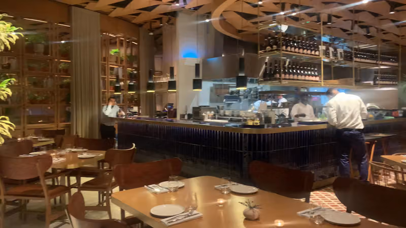 The Lighthouse Restaurant & Lounge, Diplomatic Quarter