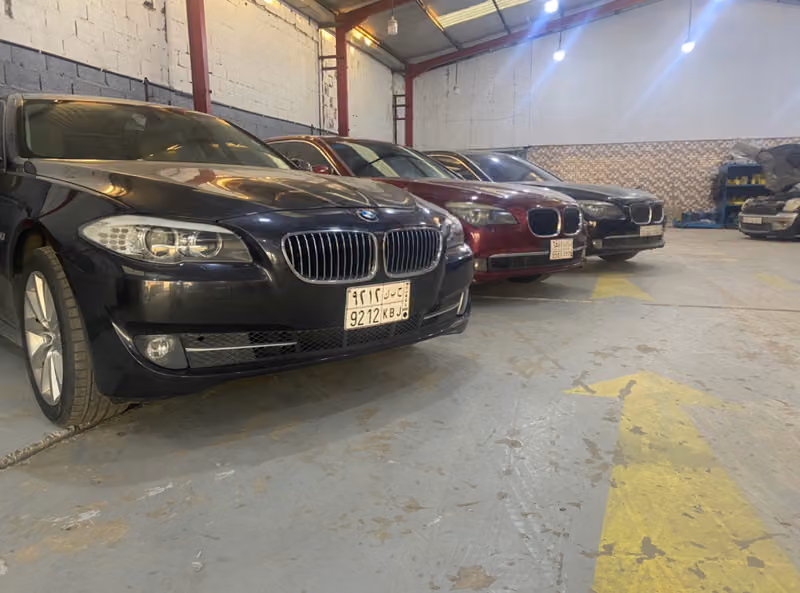 العربة المترفة لصيانة السيارات الاوروبية
