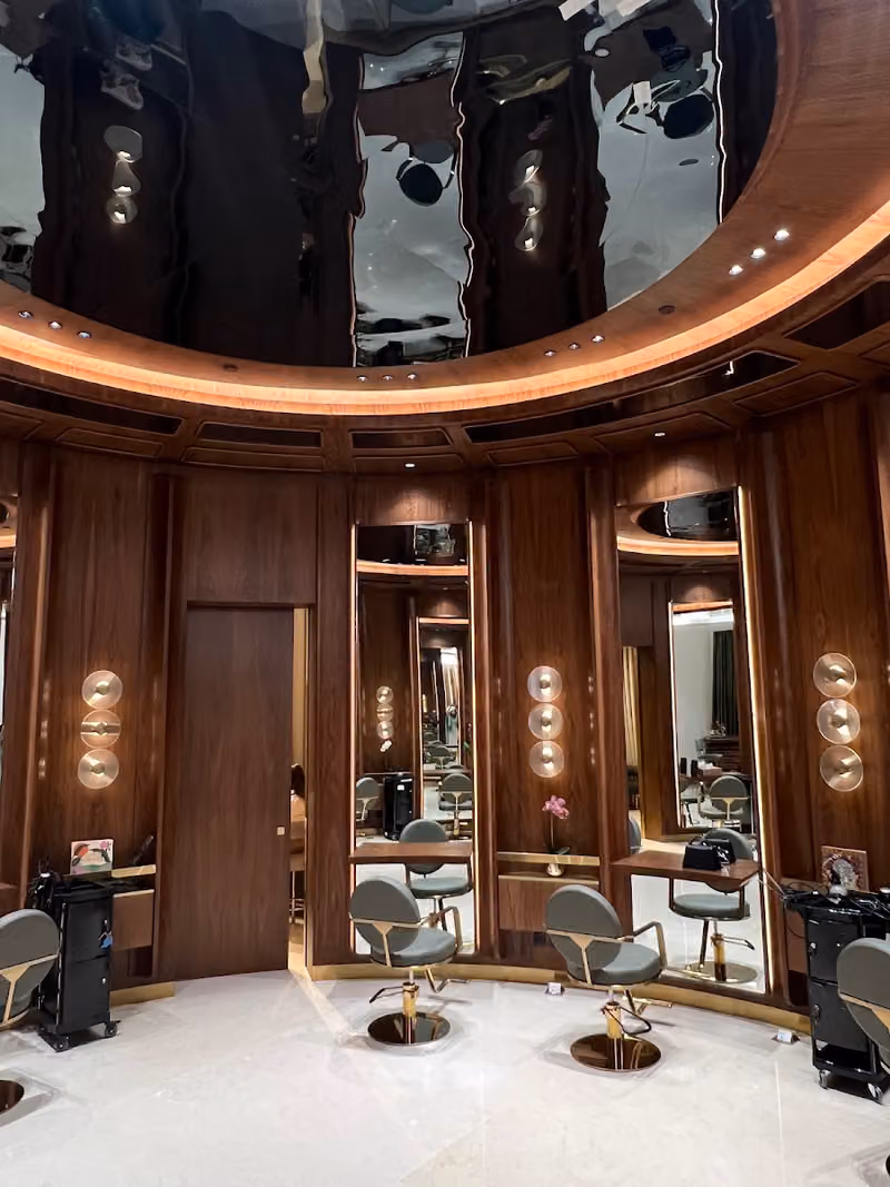 The outré salon