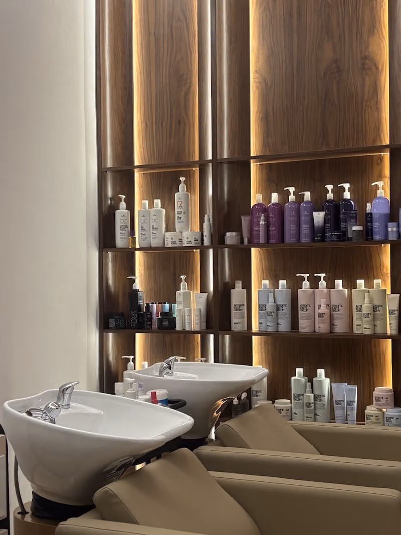 The outré salon