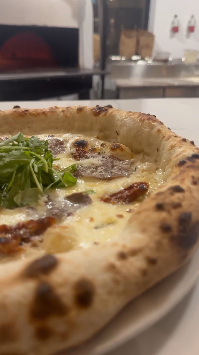 The social pizzeria