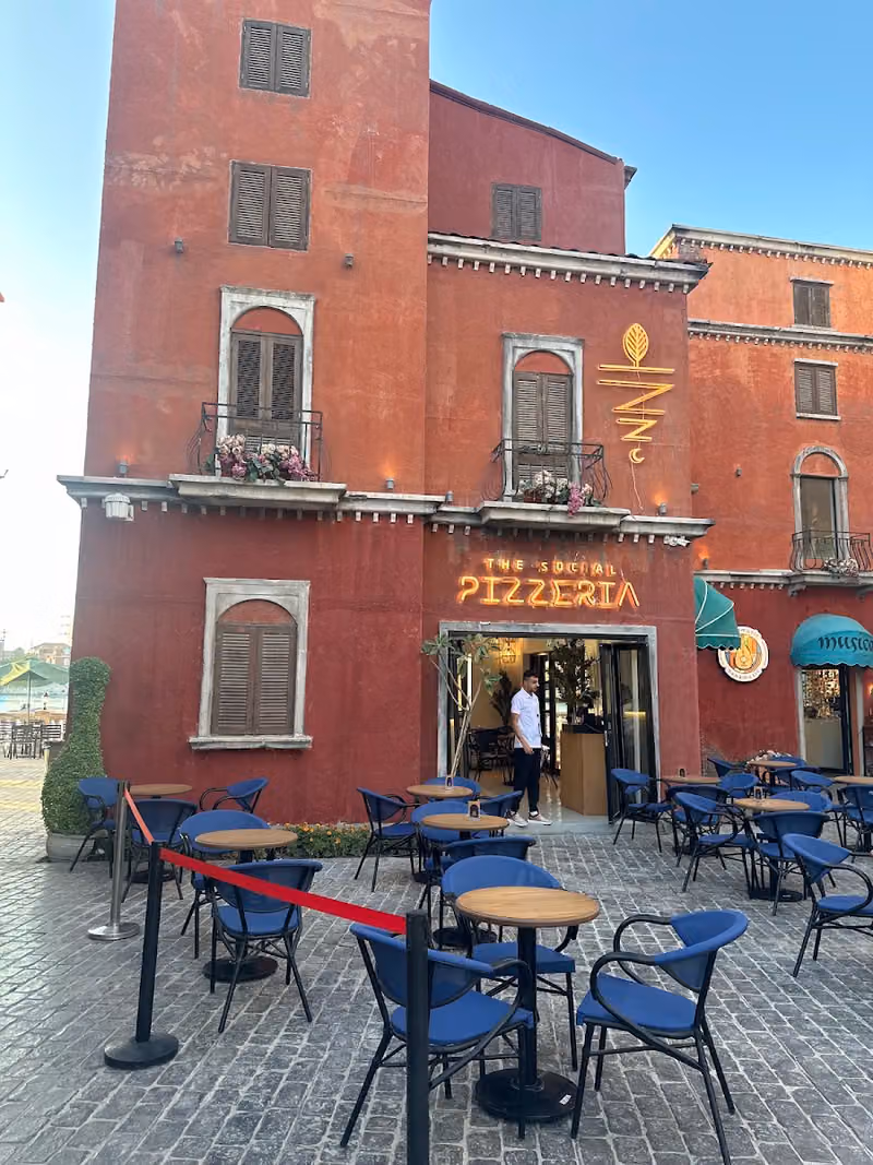 The social pizzeria