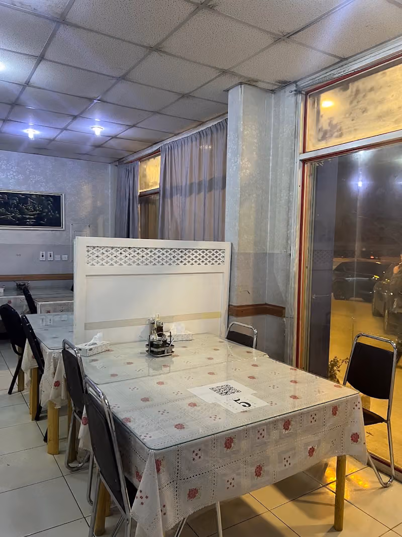 مطعم محمد ناصر مبارك آل محبوب