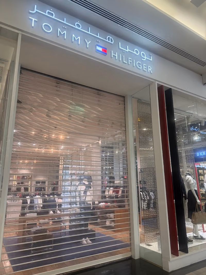 Tommy Hilfiger