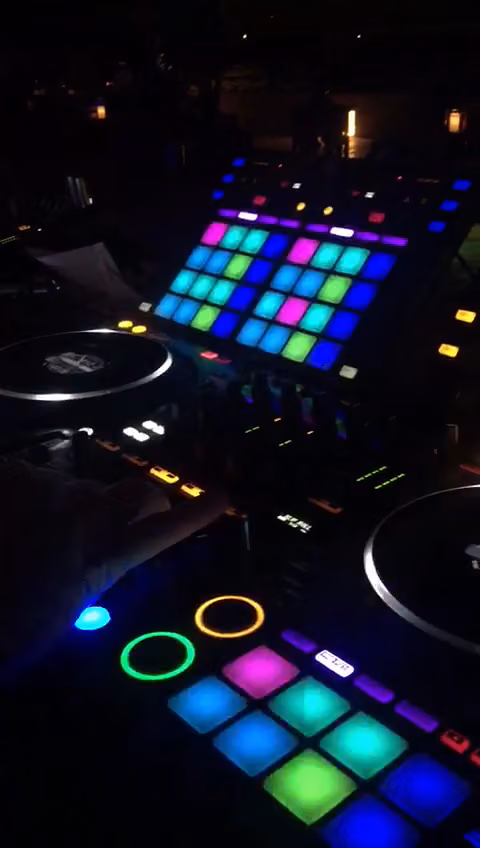 Transmission DJ.