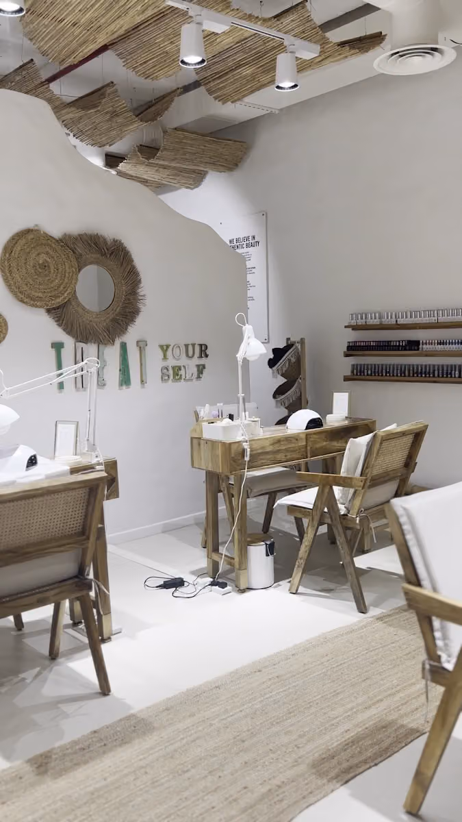 Treat Salon