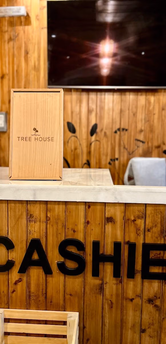 Treehouse Cafe - King Salman District