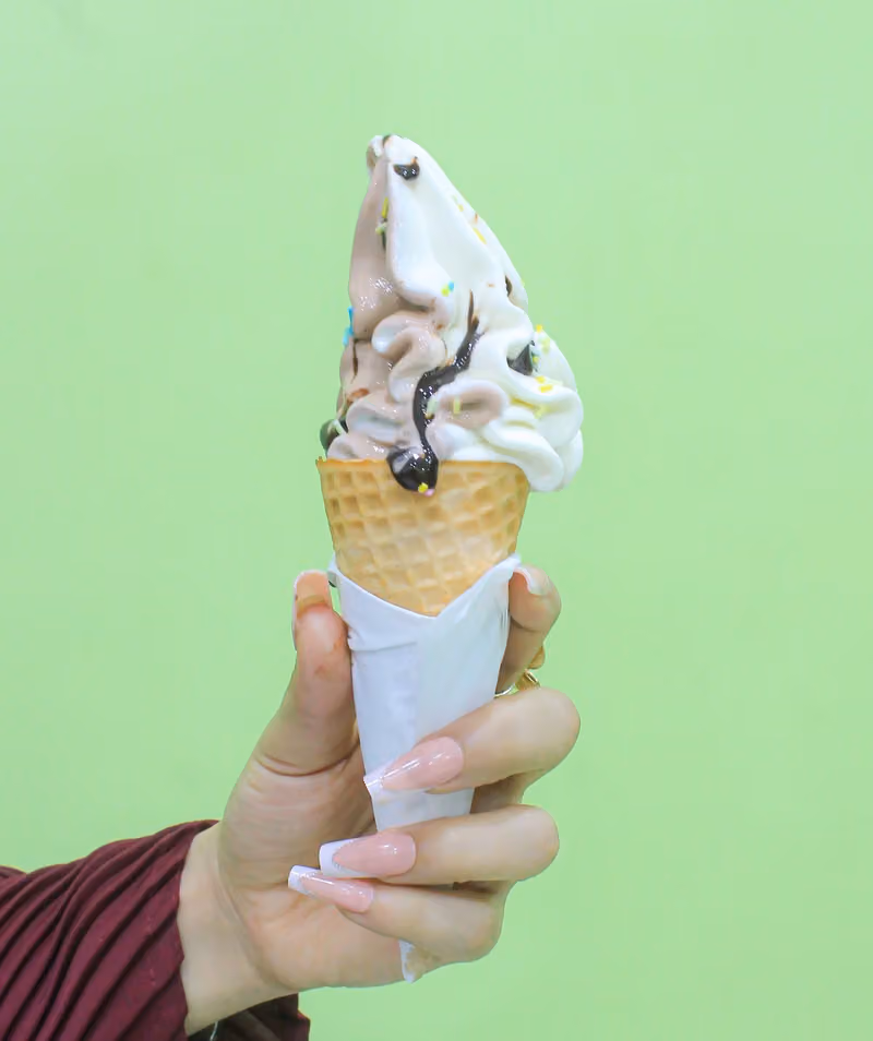 Trendy ice