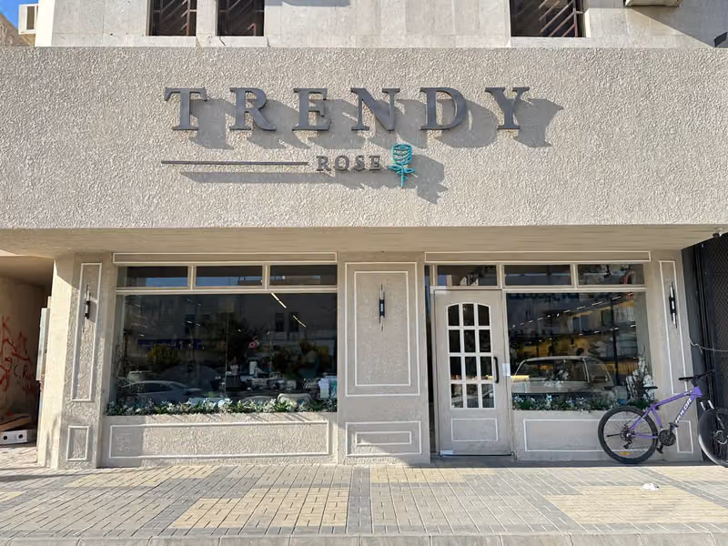 Trendy Rose