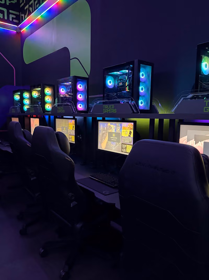 ترو جيمرز | TRUE GAMERS E-Sports Gaming club | The View Mall