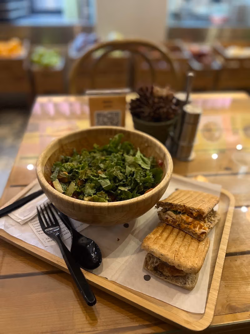 Treehouse Cafe - Alrabie District