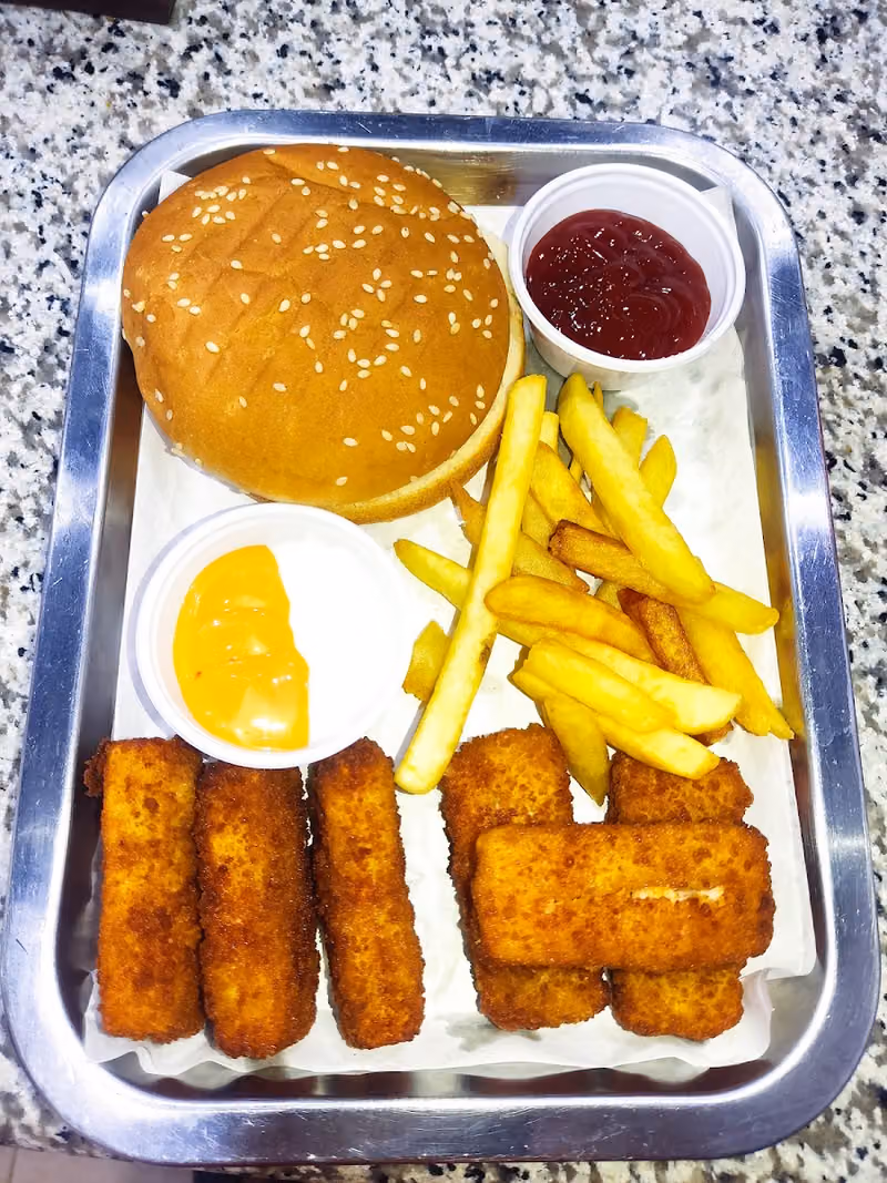 Tsali Al Hana Fast Food Buffet