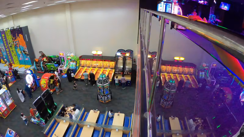 Chuck E Cheese
