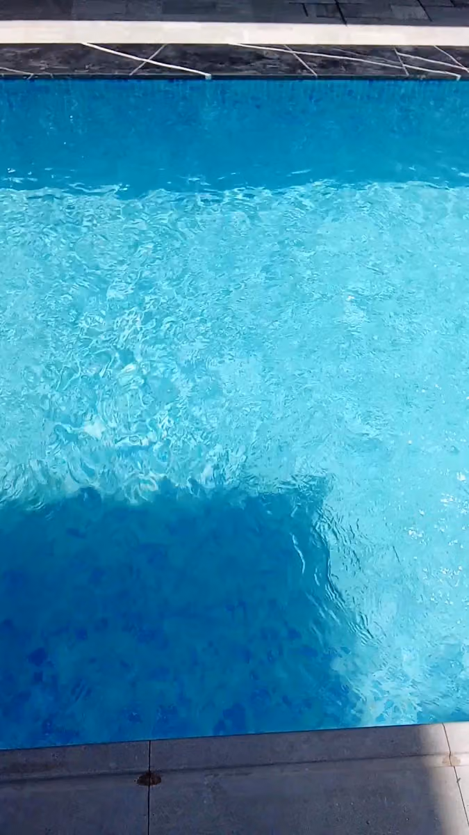 تشنغماو تنظيف صيانة مسابح صيانة دورية