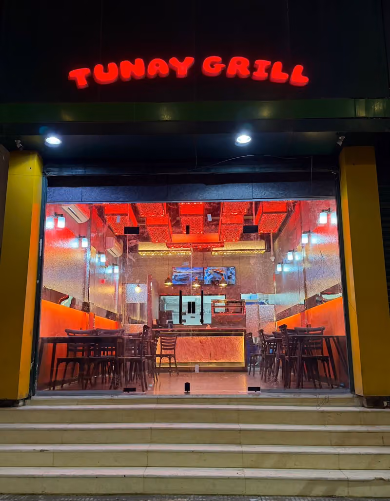 Tunay Litson Manok