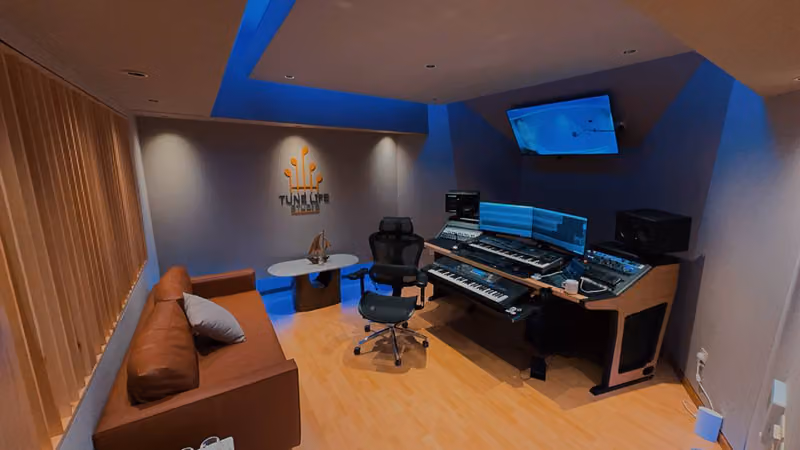 Tune Life Studio | استوديو تون لايف