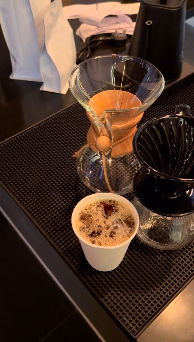 تول لاونج TOL LOUNGE
