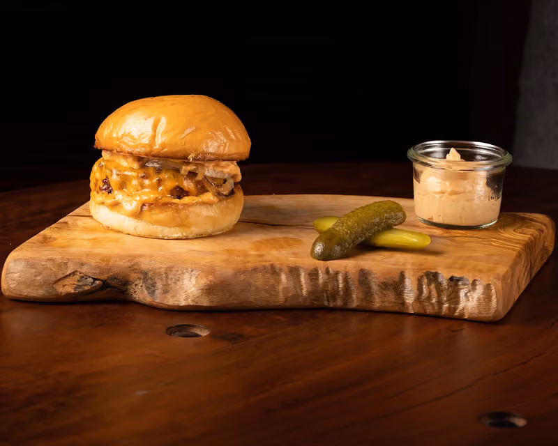 Tomahawk (Delivery & Pickup)