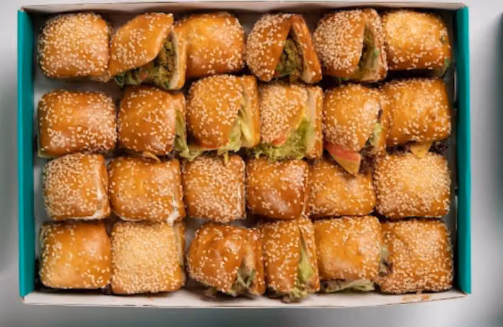 تونيا