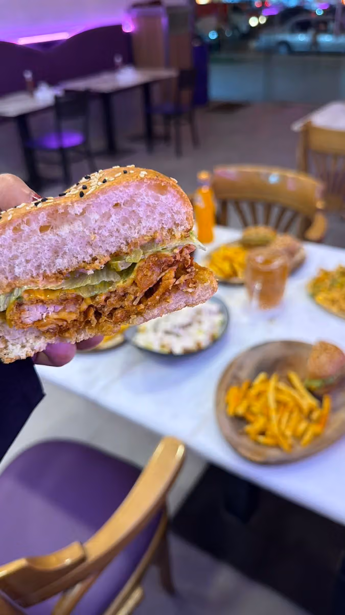 تي سفن برجر T7 BURGER 2