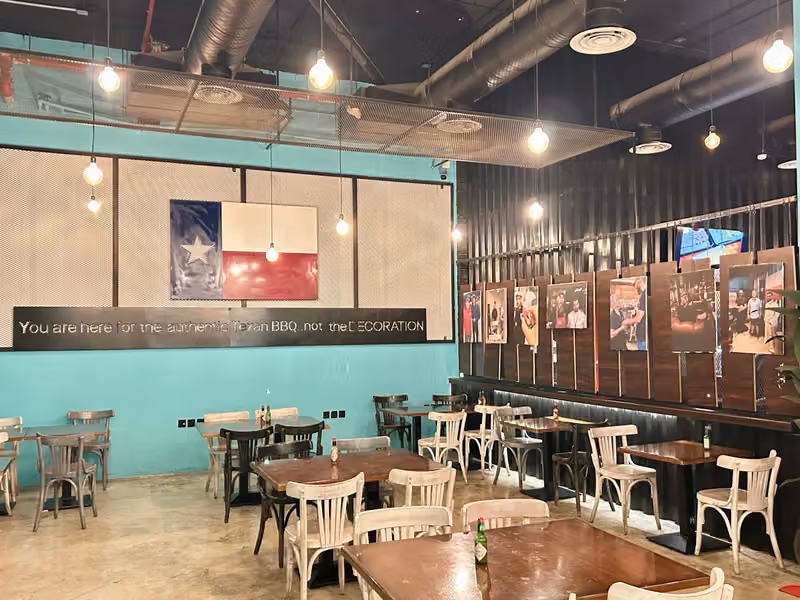 Uncle Khalil’s BBQ مطعم العم خليل