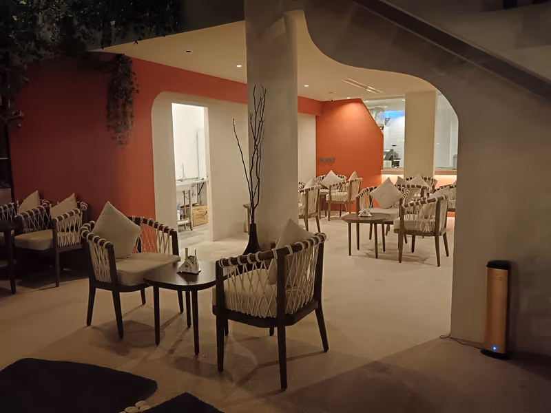 Unique cafe