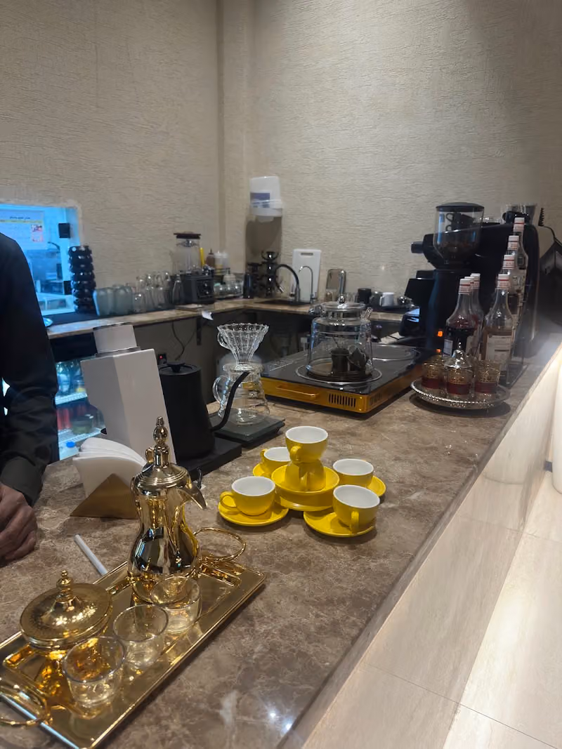 UNIQUE CAFE