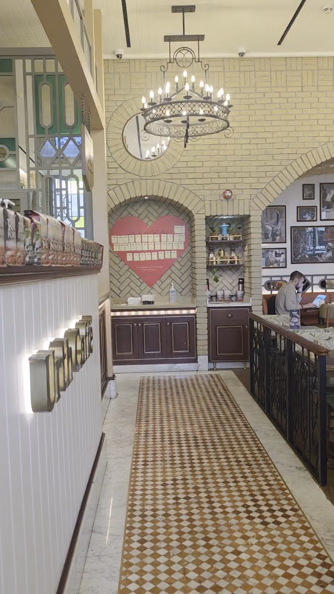 Urth Caffé