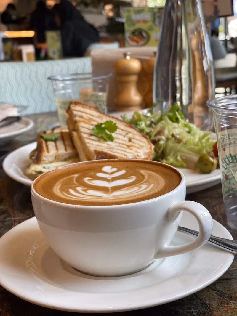 Urth Caffé — Tahlia