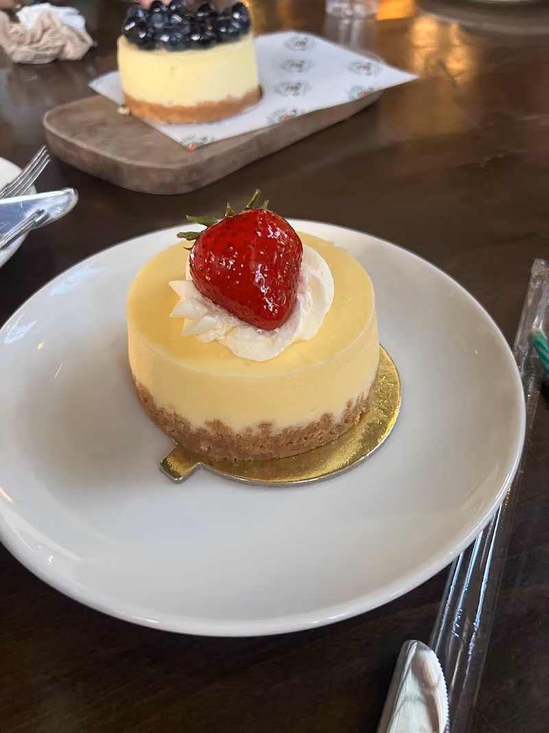 Urth Caffé — Tahlia