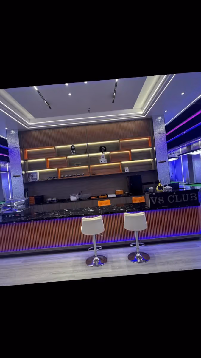 利雅得 V8 台球俱乐部 V8 Billiards Club بلياردو و سنوكر