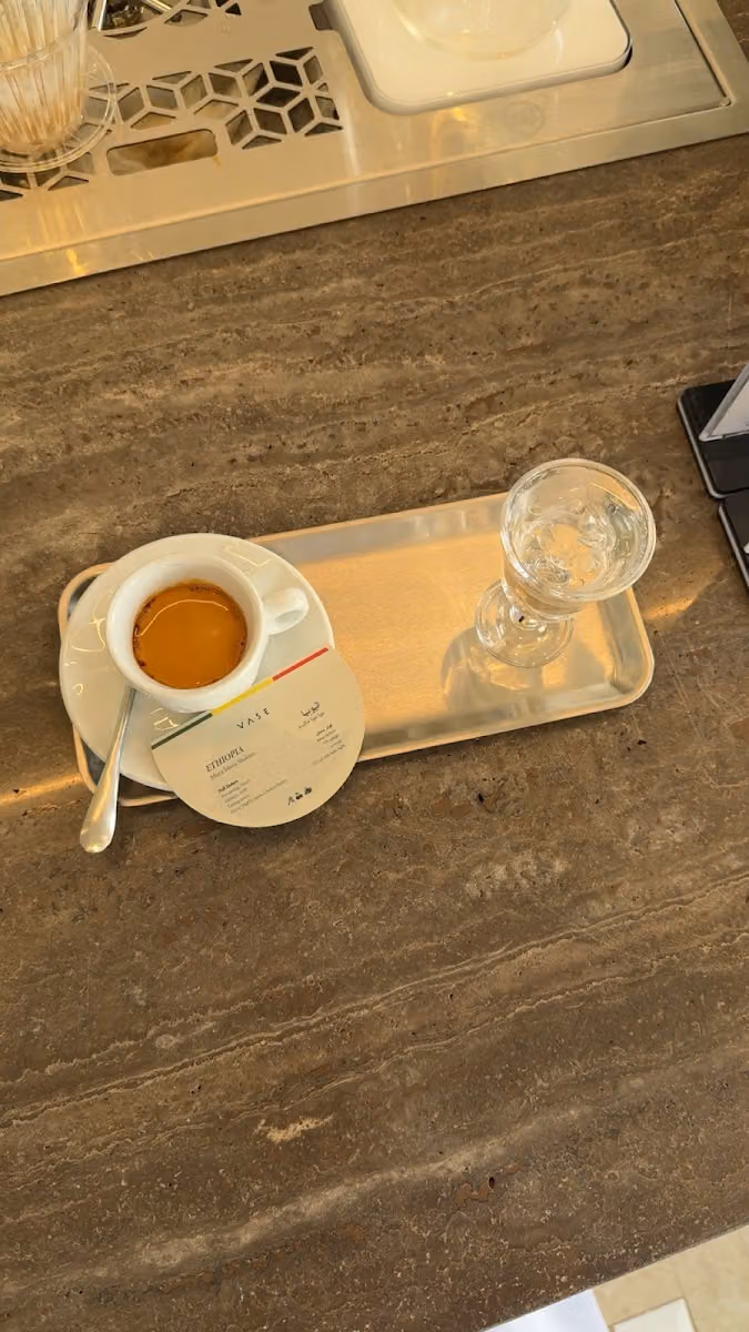 Vase Cafe