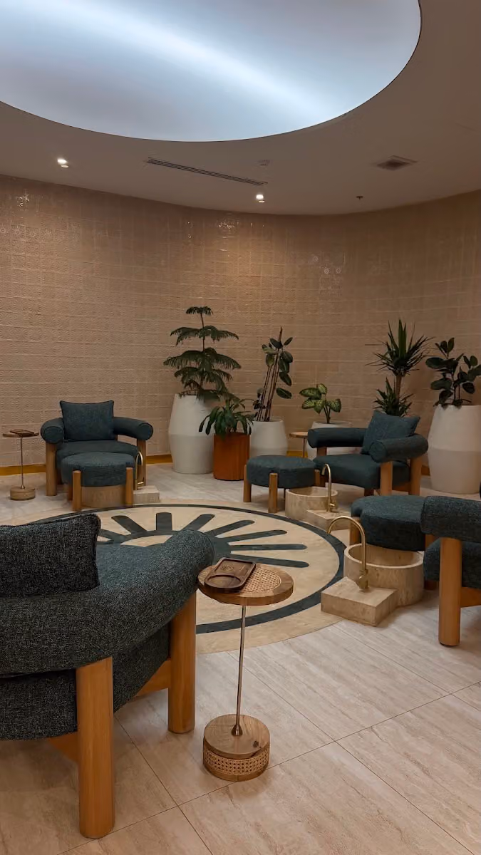 Vaya nail spa