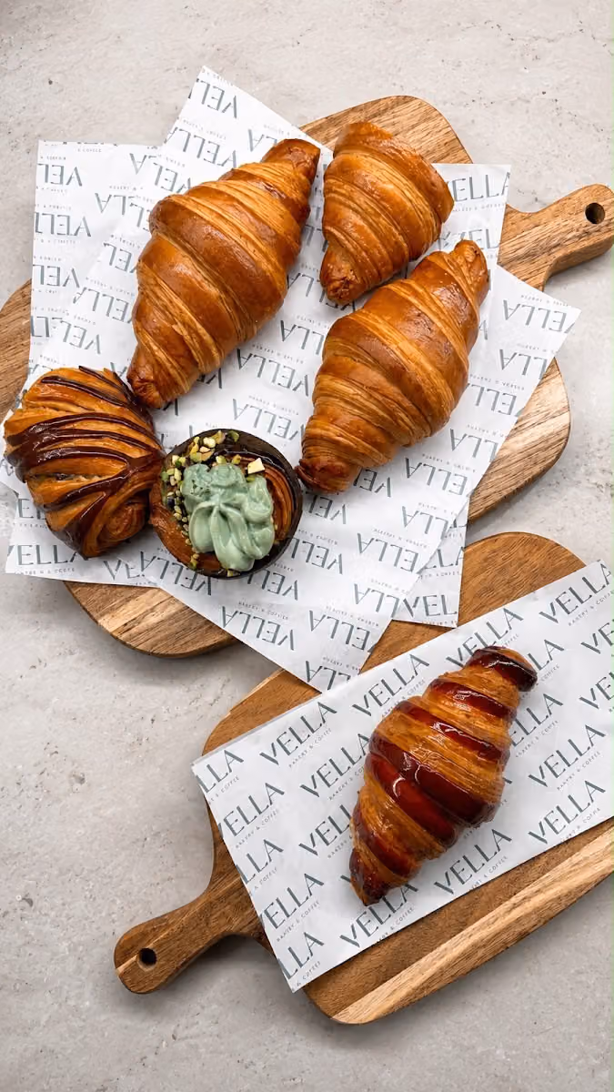 VELLA Bakery & Coffee