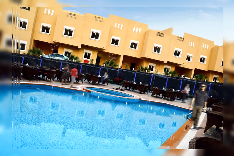 Venecia Compound