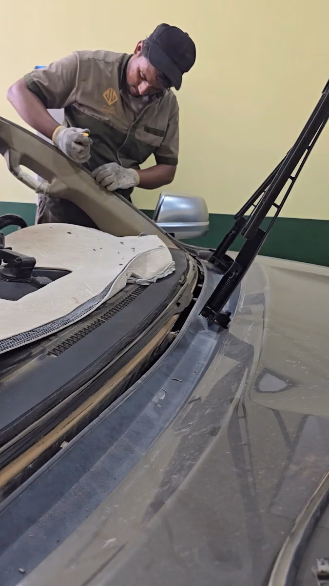 وتم لزجاج السيارات Watam Auto Glass