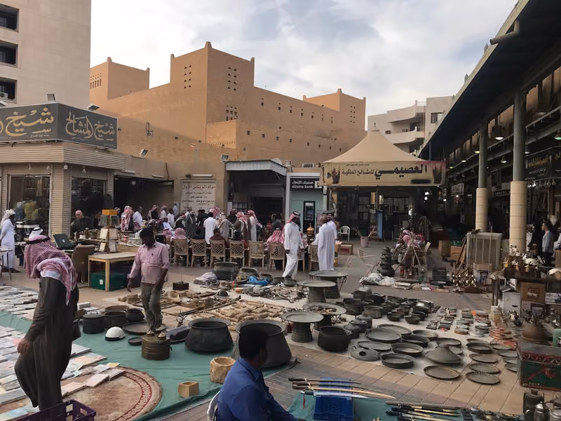Walking Tour: Al-Masmak Fortress in Old Riyadh