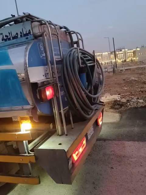 وايت ماء شرب قوارير