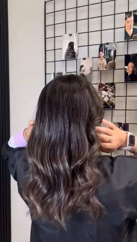 We salon