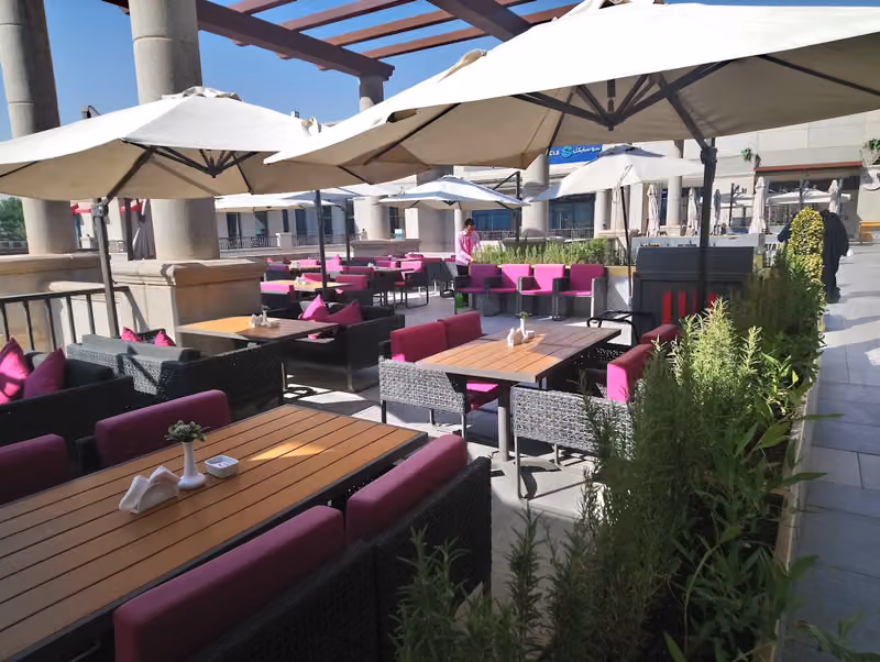 WHITE GARDEN I Restaurant & Cafe I 60 Avenue
