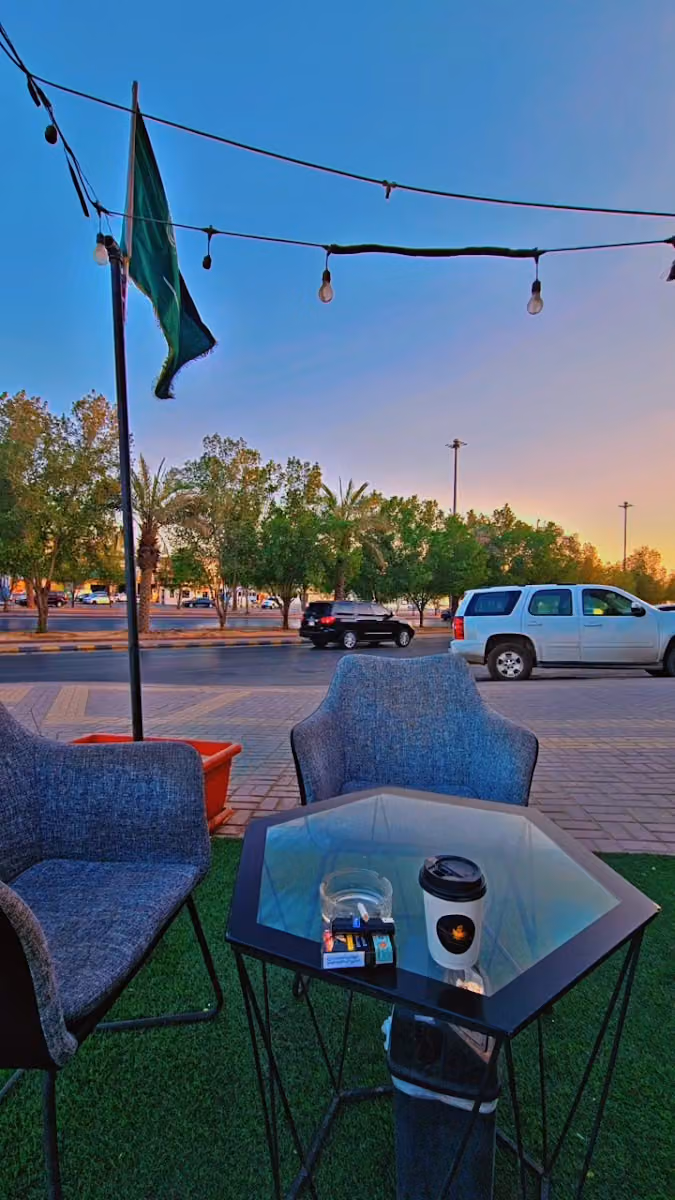 وهج الديوانيه