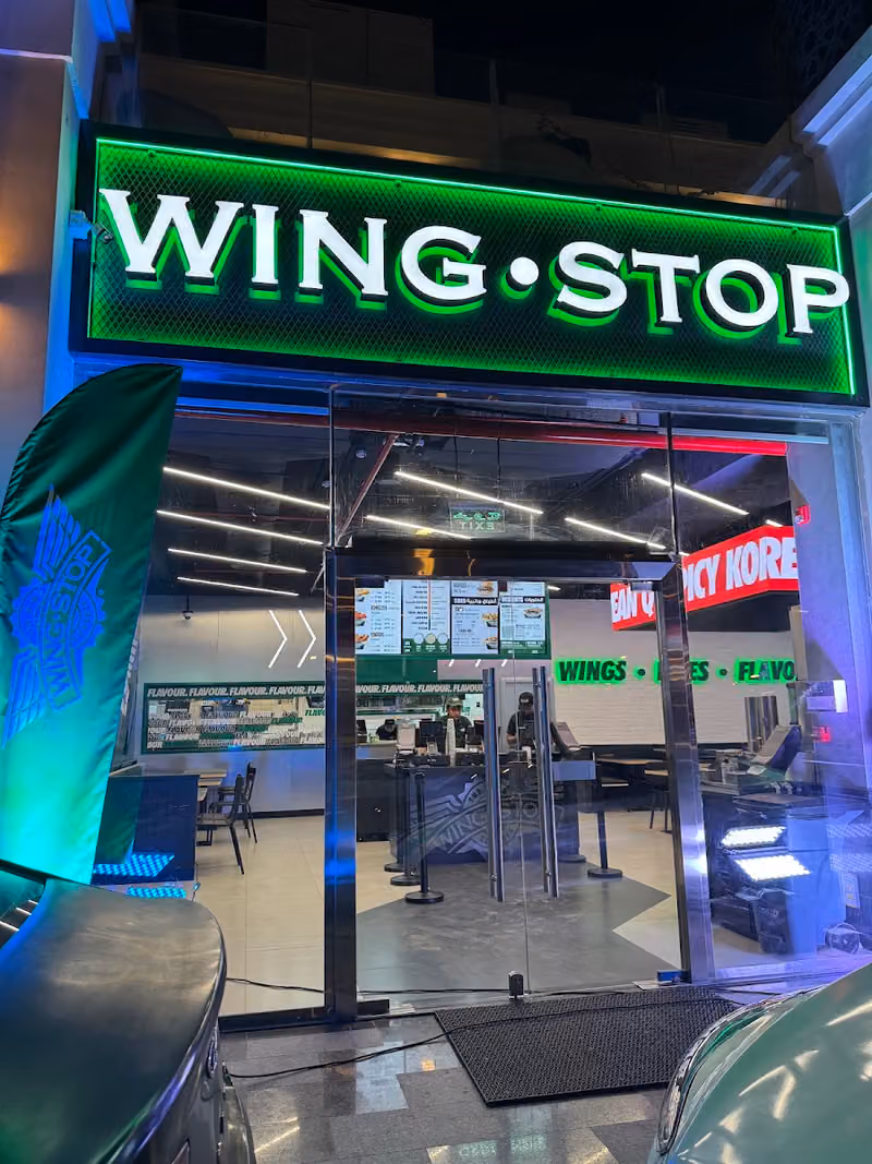 Wingstop Rakaa Plaza
