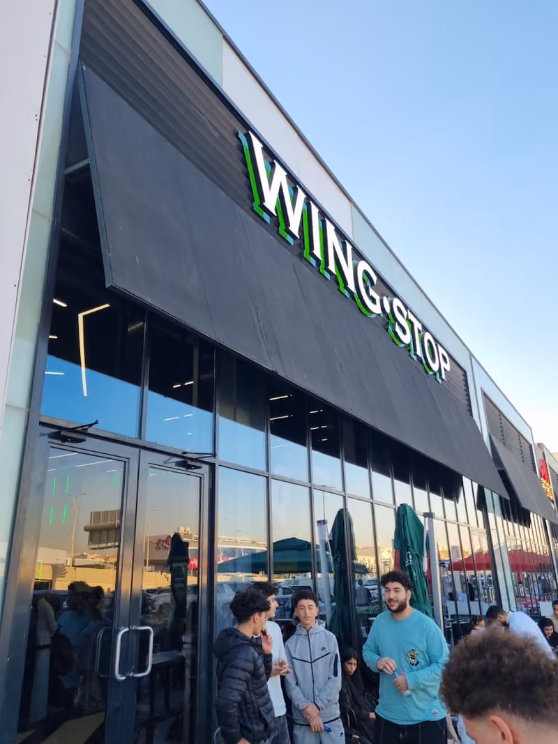 Wingstop Tahliah St