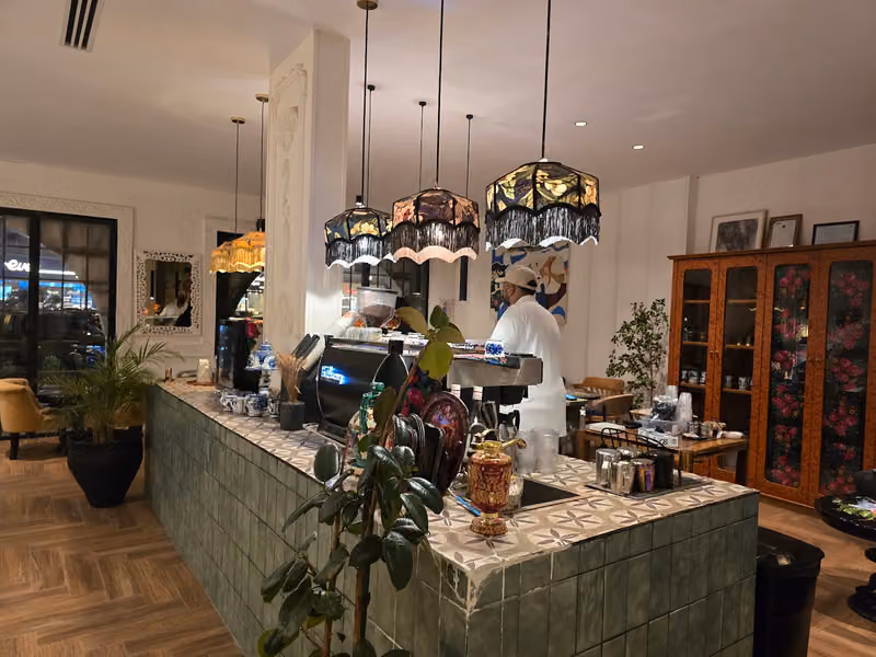Wisdom Cafe