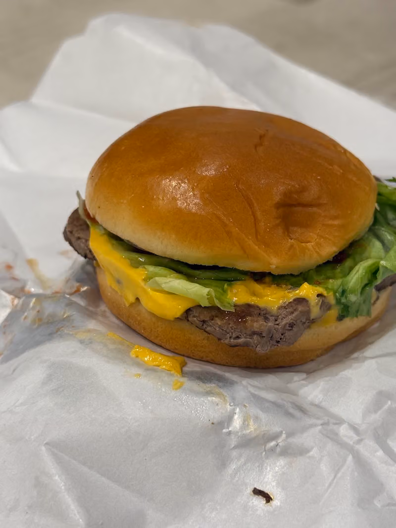 Wendy's ونديز - First Mall Exit 25