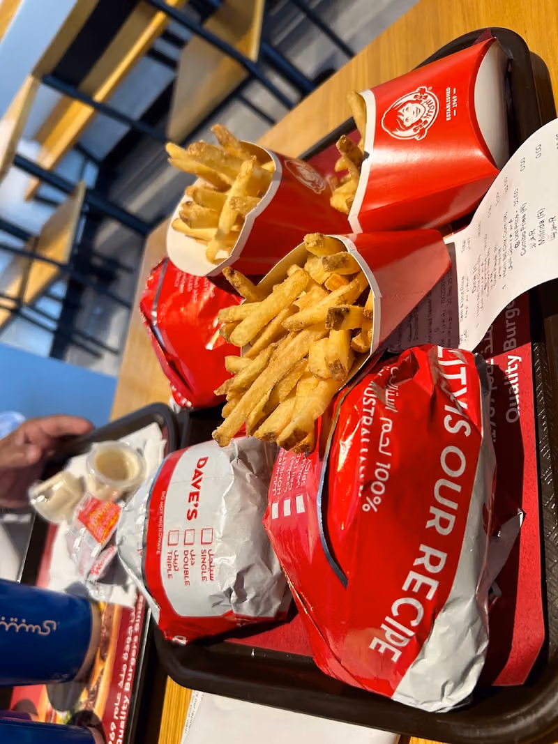 Wendy's ونديز - King Abdulaziz